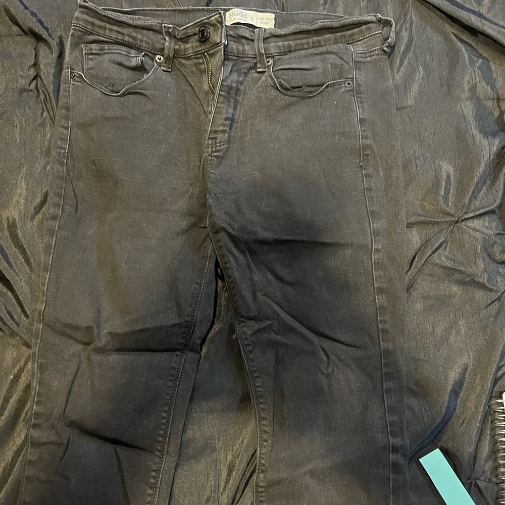 Mudd Low-Rise Skinny Jeans